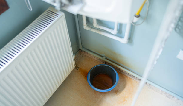 Professional Water damage restoration in Uvalde Estates, TX
